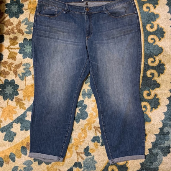Jessica Simpson Crop Jeans - Picture 5 of 5